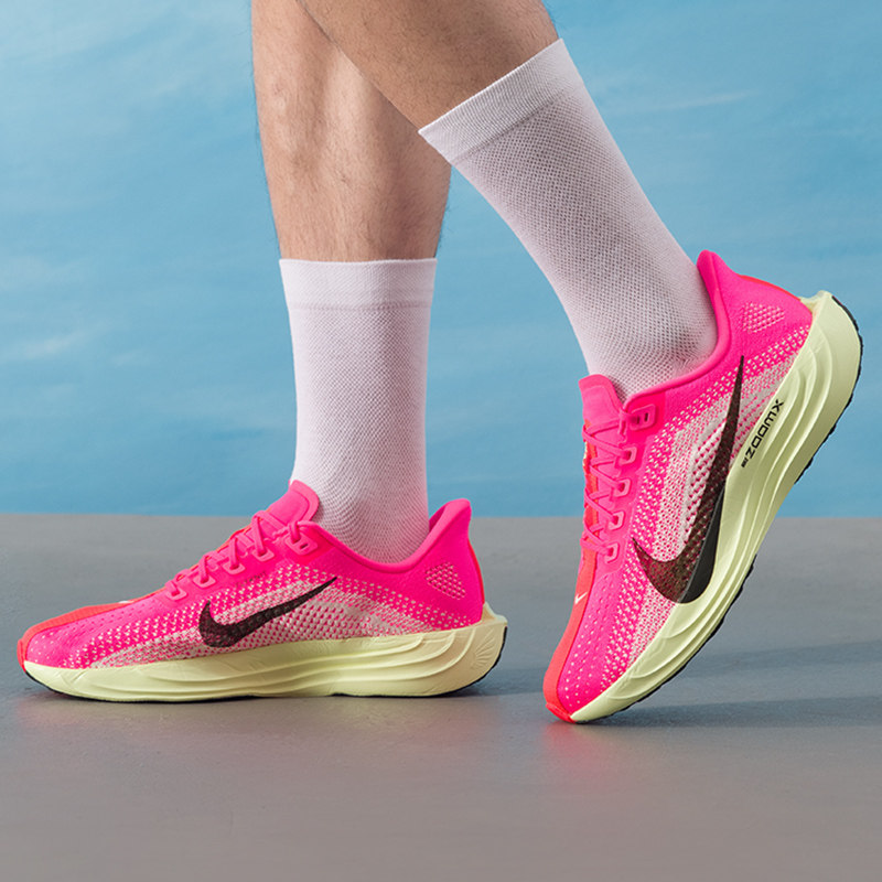 Nike Mens Sport Running Shoes  - Men'S Shoes Zoomx のレビューと価格