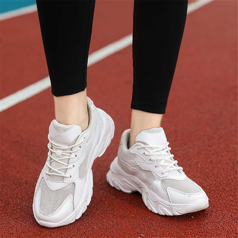 37-38 Round Tip Men's Sneakers - Men'S Shoes Increase Height のレビューと価格